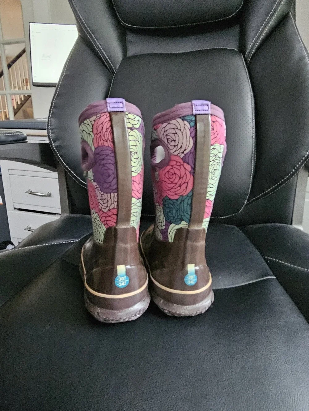 BOGS K Classic Rosey Boots Size 12